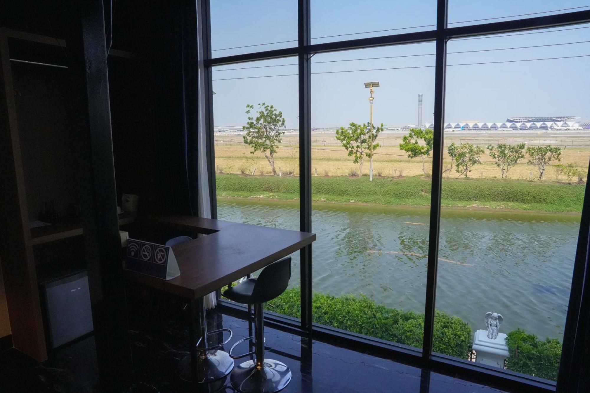 Skyline Resort Ban Khlong Lat Bua Khao Εξωτερικό φωτογραφία