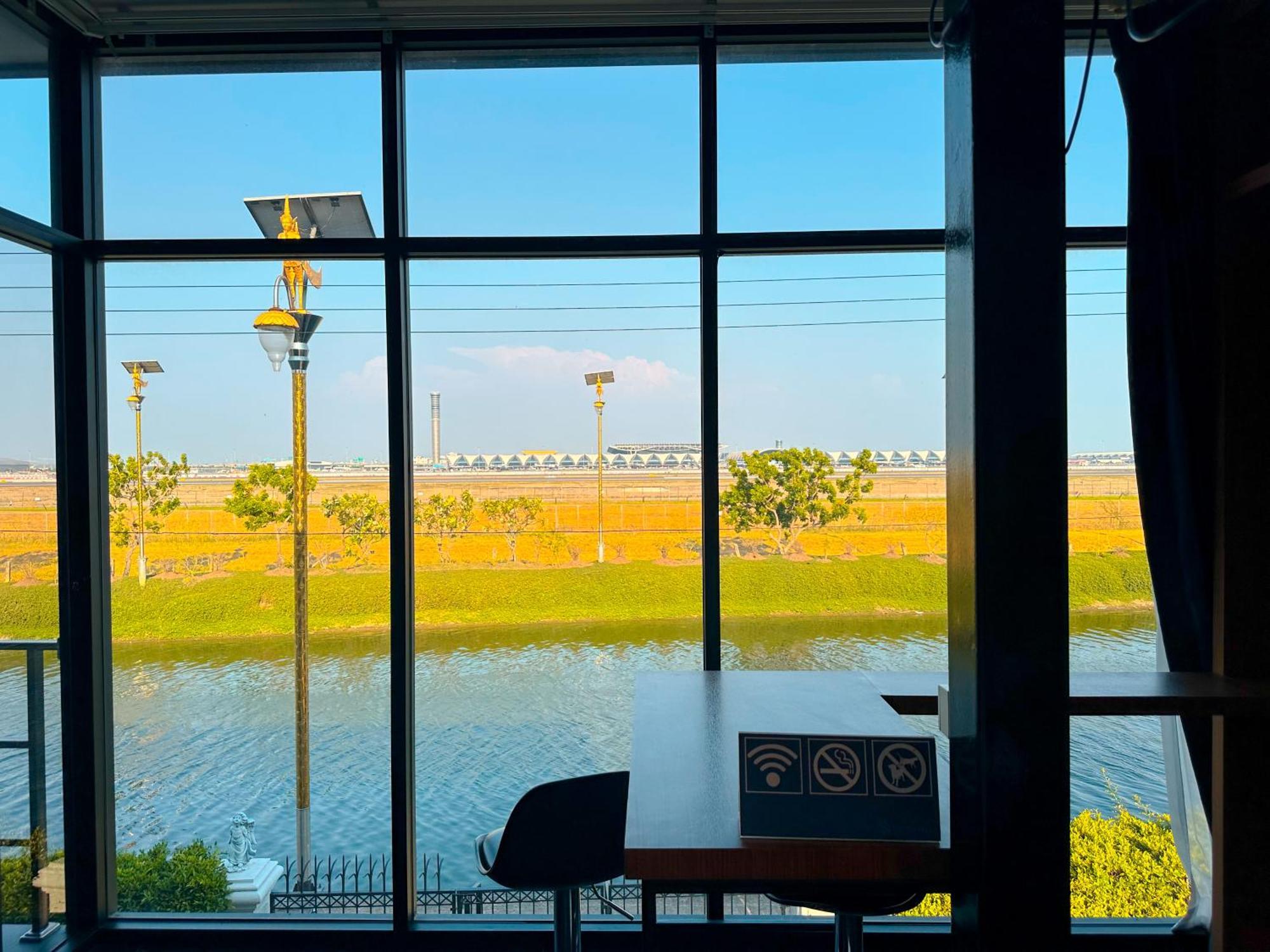 Skyline Resort Ban Khlong Lat Bua Khao Εξωτερικό φωτογραφία