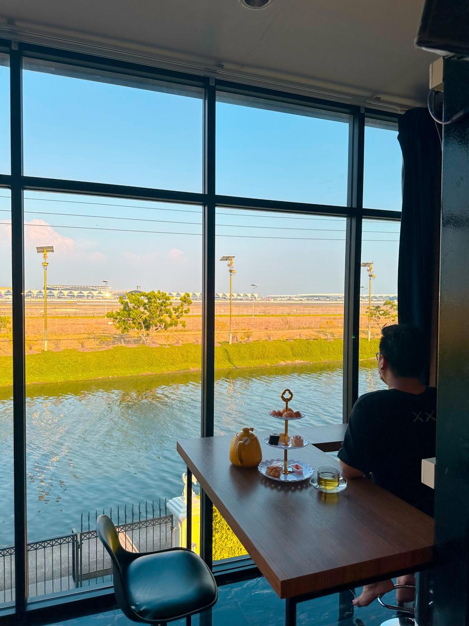 Skyline Resort Ban Khlong Lat Bua Khao Εξωτερικό φωτογραφία