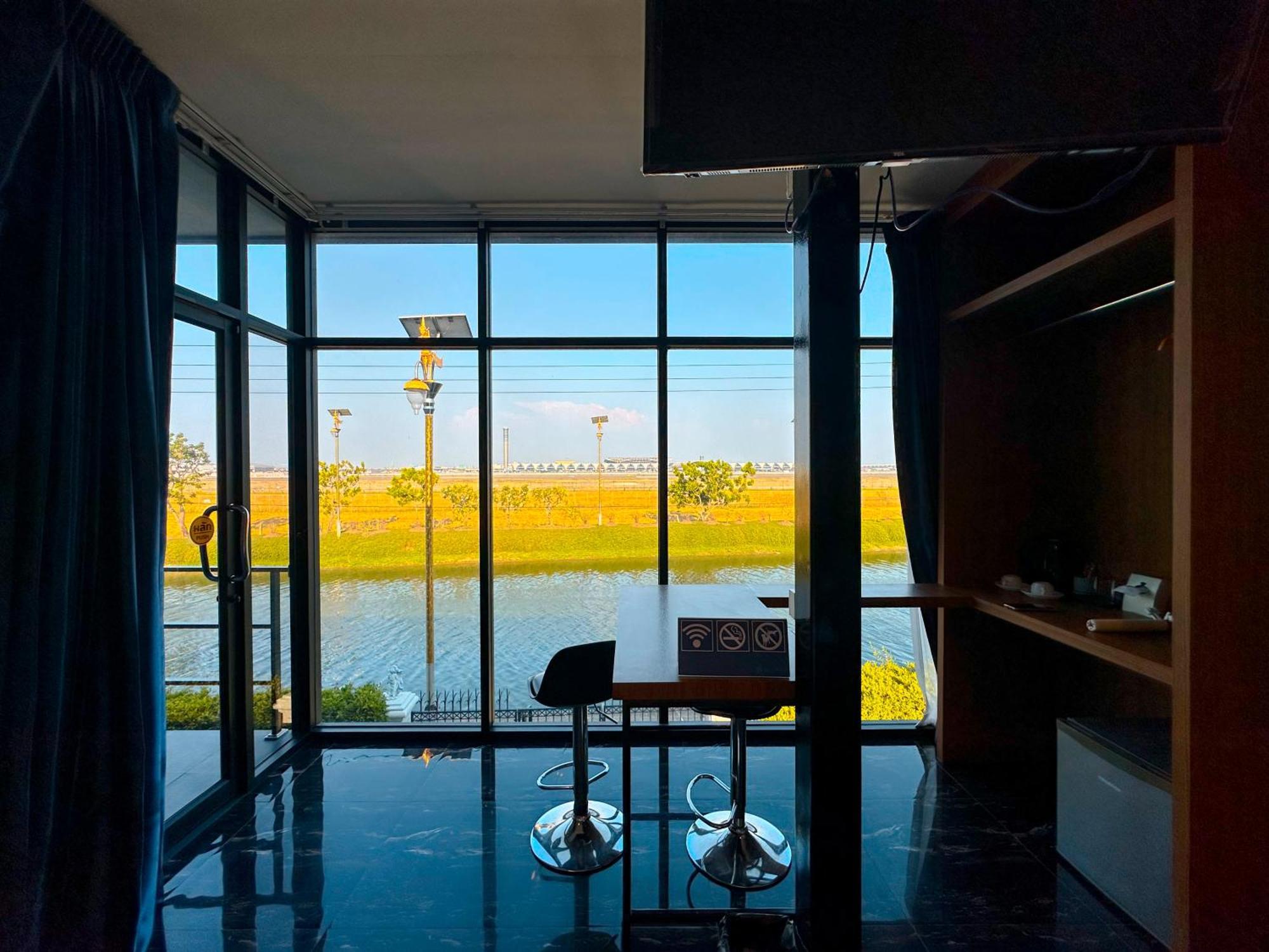 Skyline Resort Ban Khlong Lat Bua Khao Εξωτερικό φωτογραφία