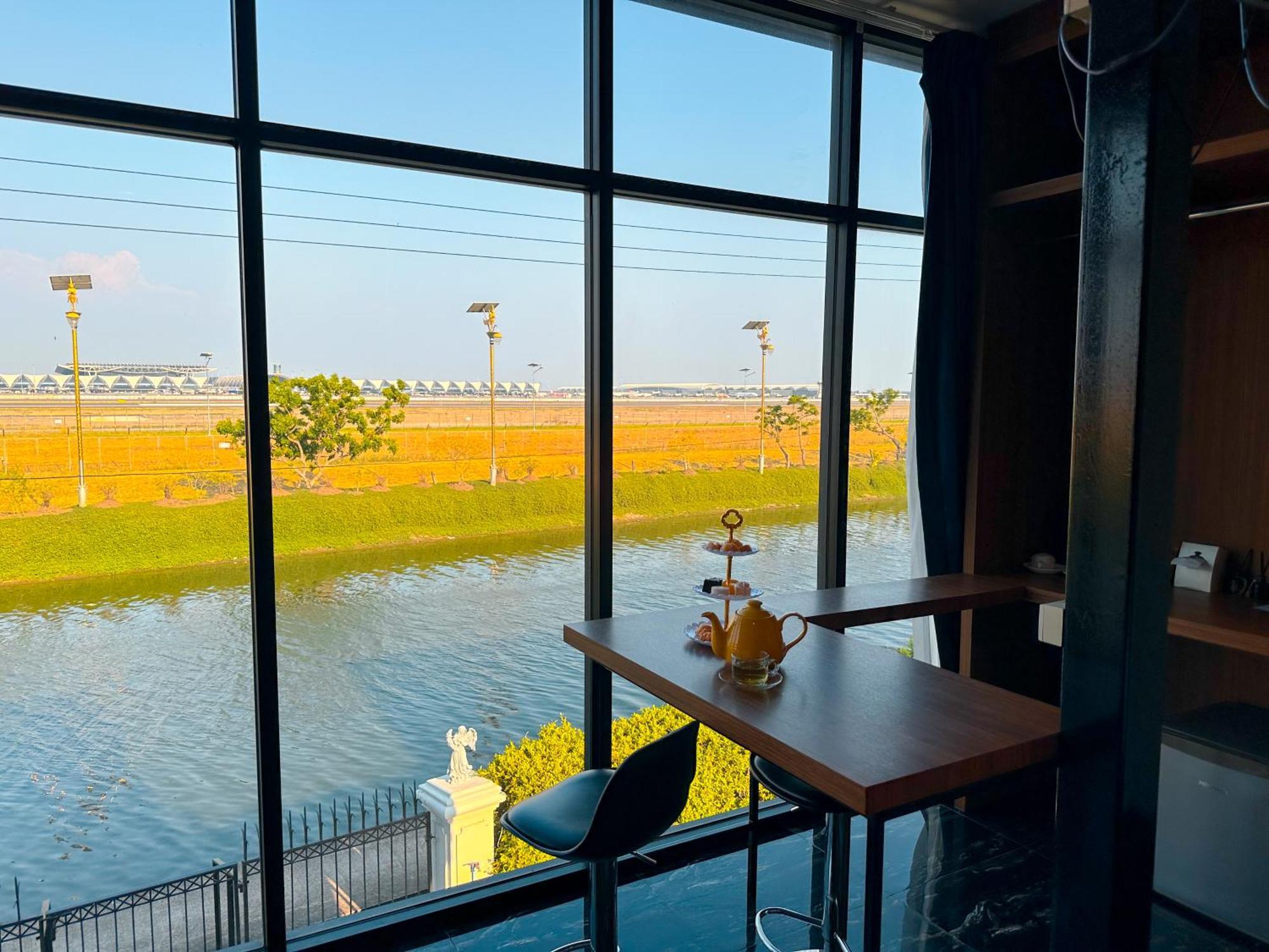 Skyline Resort Ban Khlong Lat Bua Khao Εξωτερικό φωτογραφία